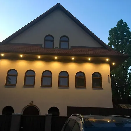 B11 Bed and Breakfast