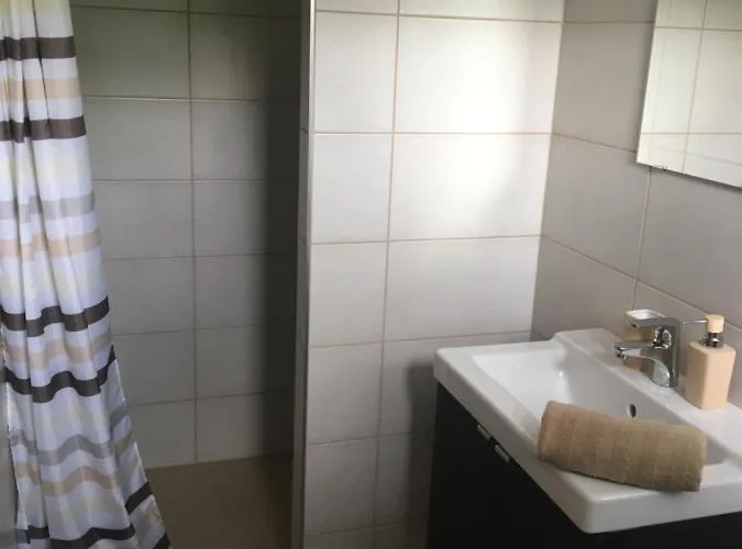 B11 * Balatonföldvár